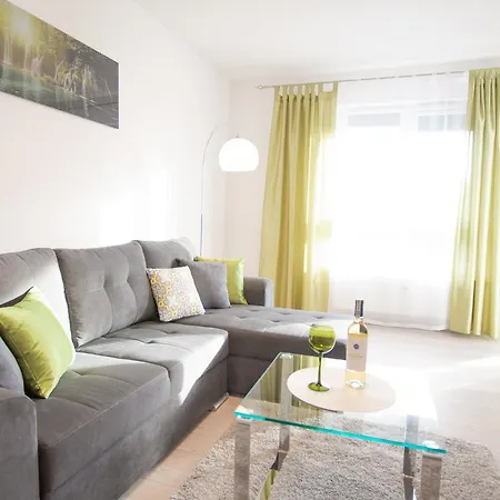 Z Garazem Solna 11c/306 Apartmán
